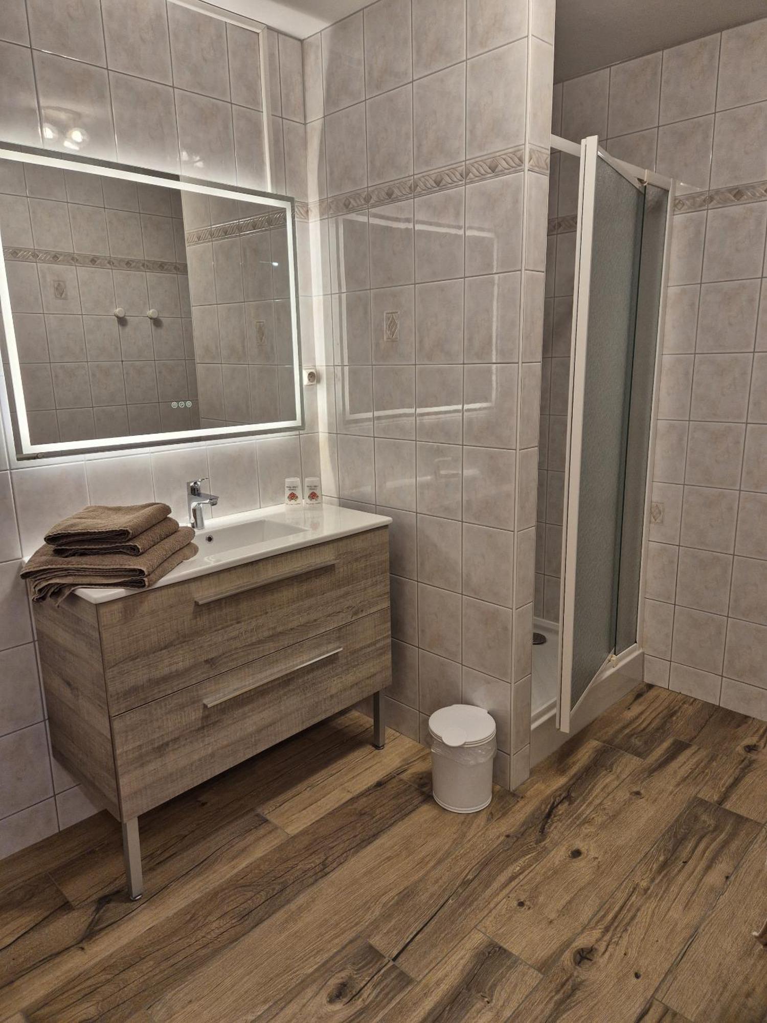 Chambres Thirion Saint-Hippolyte  Room photo